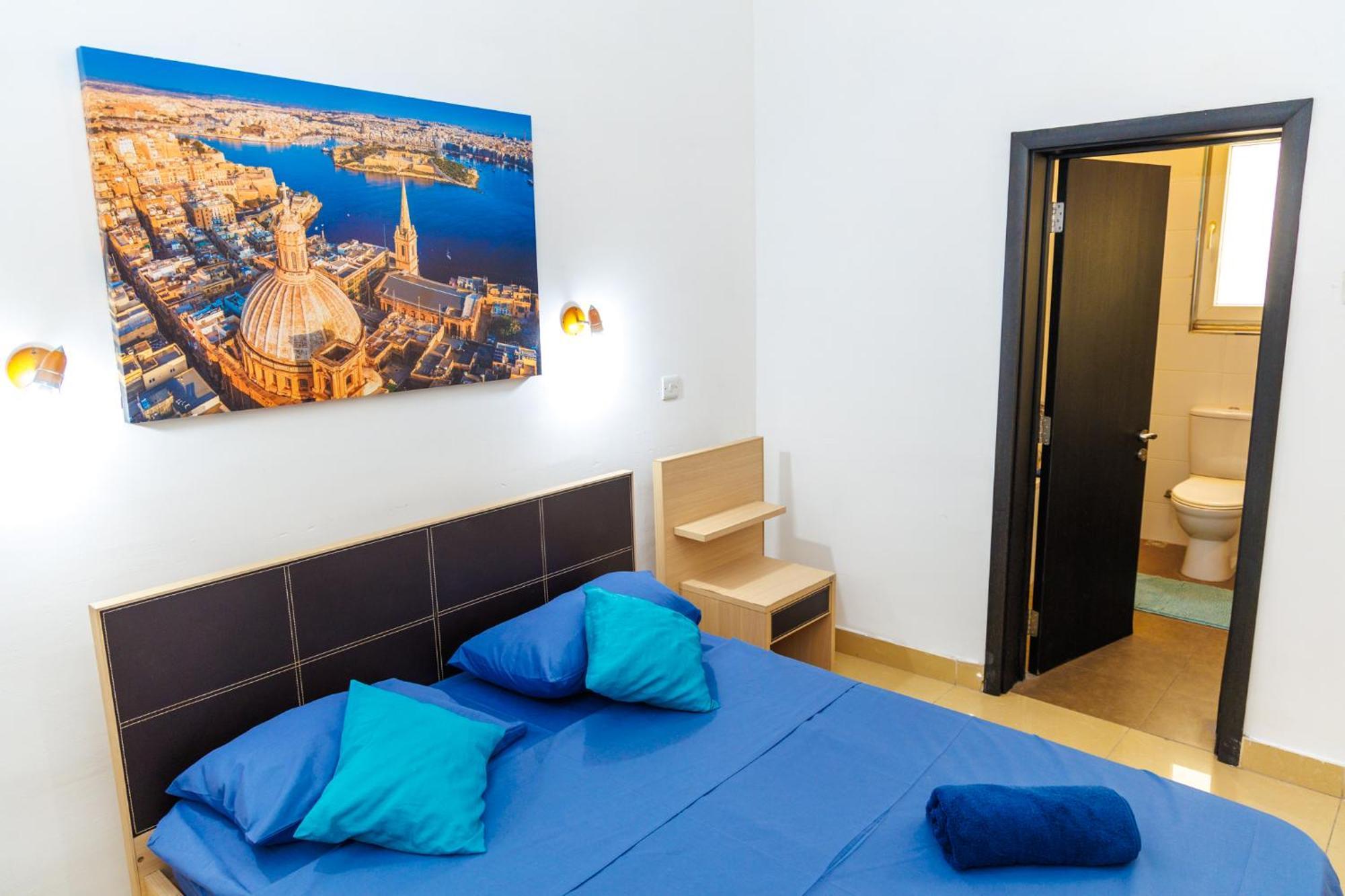 Stylish St.Julians 2 Bedroom Apartment For Rent In The City Centre With Terrace San Ġiljan Kültér fotó